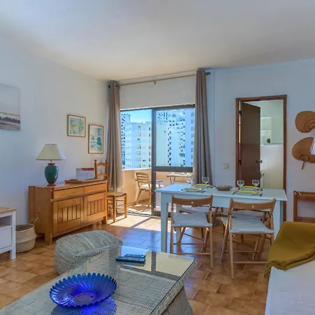 Flh Da Rocha Marine Design Flat Apartman